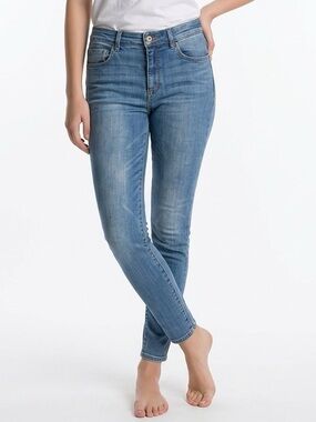 Pilcro and the Letterpress Anthropologie Blue Skinny Jeans Medium Wash 32x27